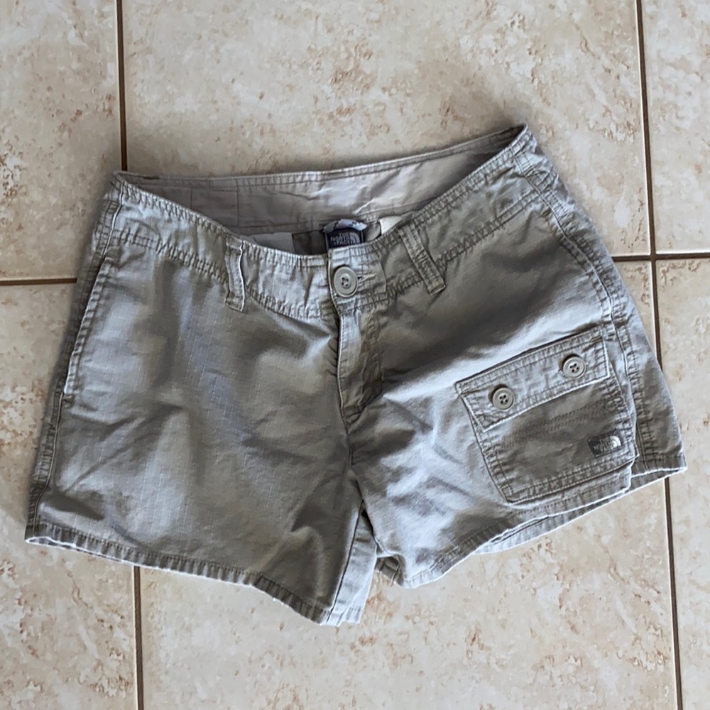 NORTH FACE Khaki Hiking Shorts